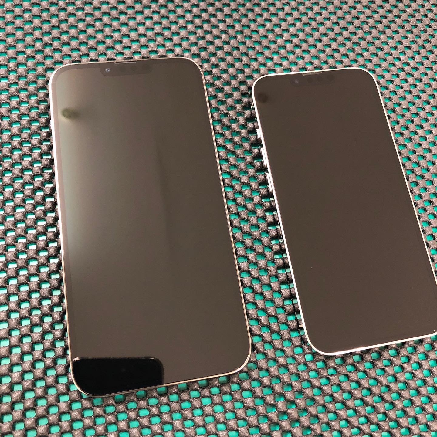 iPhone13 ガラスコーティング